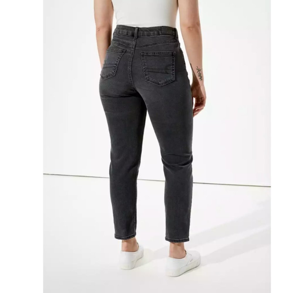 Dark Grey American Eagle High Rise Mom Jeans 8 - Picture 2 of 8
